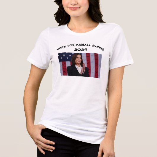 VIEREN EN STEMMEN OP KAMALA HARRIS Tri-Blend SHIRT (Voorkant)