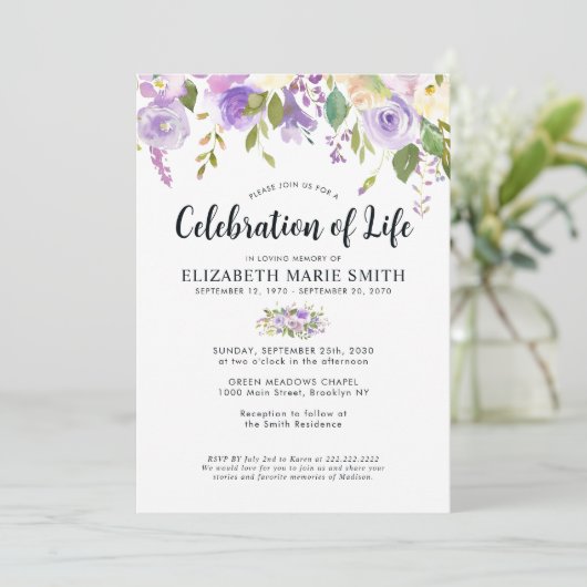 Viering van het leven Paarse Bloemen Begrafenis Me Kaart (Staand voorkant)