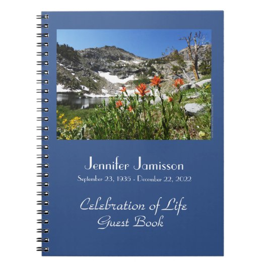 Viering van het leven van de gastboek Alpine Wildb Notitieboek (Voorkant)