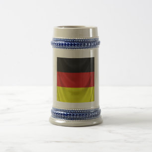 vierkante duitse vlag gedraaid bierpul