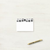 Vierkantjes en contouren post-it® notes (Op bureau)