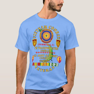 Vietnam Combat Veteran w 4th Transportation Comman T-shirt