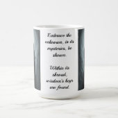 Vieux Assistant Gris Sage Mug avec devis (Centre)