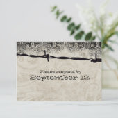 Vieux Pays Barbed Wire rsvp (Debout devant)