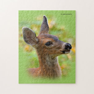 Vignetted Portret of Smiling Blacktail Deer Fawn Legpuzzel