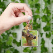 Vignetted Portret of Smiling Blacktail Deer Fawn Sleutelhanger (Hand)