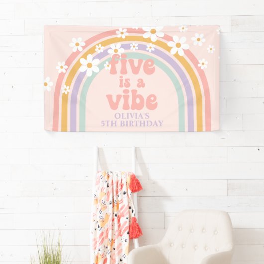 Vijf is een Vibe Pastel regenboog 5e verjaardag Spandoek (Insitu)