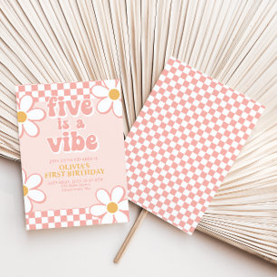 Vijf is een Vibe Retro Check Roze Madeliefje Kaart