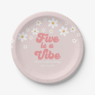 Vijf is een Vibe Retro Daisy Pink vijfde verjaarda Papieren Bordje