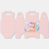 Vijf is een Vibe Retro Sunshine Rainbow Daisy Bedankdoosjes (Ongevouwen)