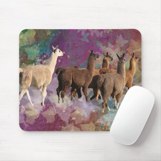 Vijf Llama Cloud Walk Fantasy White en bruine Lama Muismat (Met muis)