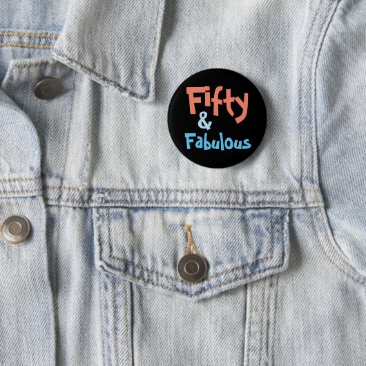 Vijftig en Fabulous 50th Birthday Button (In situ)