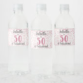 Vijftig en Fabulous Pink Glitter Confetti Birthday Waterfles Etiket (Flessen)