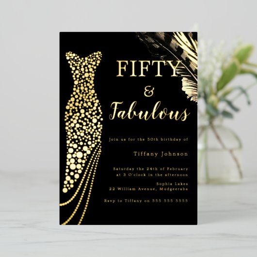 Vijftig & Fabulous Gouden Folie Jurk 50ste Verjaar Folie Uitnodiging (Staand Voorkant)