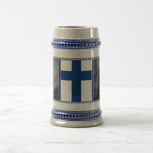 Vikingschip zeilen, Zee mist, Finse vlag Bierpul (Center)