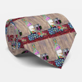 Vin beige et rouge et cravate de raisins (Roulé)