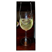 Vin blanc réfrigéré sur un Sac fourre-tout à vin (Dos)