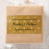 Vin mariage ou bouteille d'eau or étiquette (En situation)