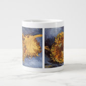 Vincent van Gogh - Stilleven: twee geslepen zonneb Extra Grote Mok (Voorkant)