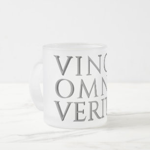 VINCIT OMNIA VERITAS - Light Frosted Glass Coffee Matglas Koffiemok