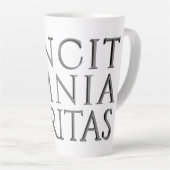 VINCIT OMNIA VERITAS - Light Latte Mok (Rechterhoek)