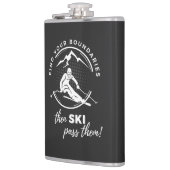 Vind je grenzen en ski dan voorbij hen" heupfles (Links)