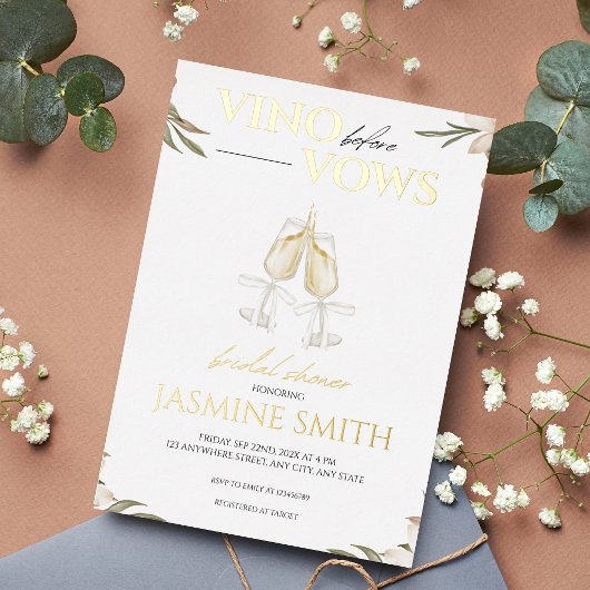 Vino voor Vows Gold White Floral Vrijgezellenfeest Folie Uitnodiging