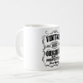 Vintage 1937 verouderd tot perfectie koffiemok (Voorkant links)