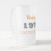 Vintage 1975 Frosted Beer Mug – 50th Birthday Gift Matglas Bierpul (Voorkant links)