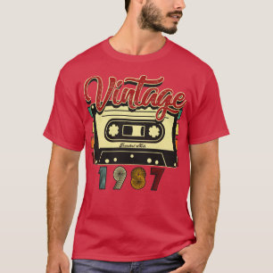 Vintage 1987 Cassettebandje met de grootste hits T-shirt