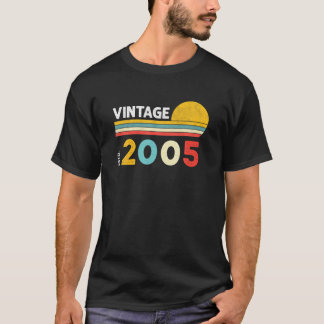 Vintage 2005 t-shirt