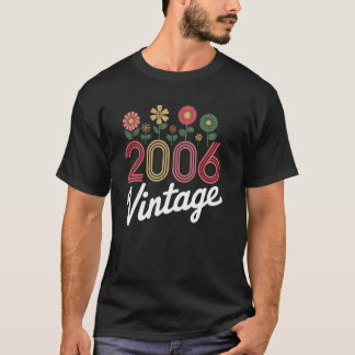 Vintage 2006 Retro Geboren Bloemen Verjaardag Doch T-shirt