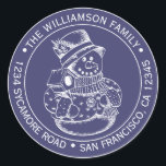 Vintage Christmas SnowMan Navy Blue Retour Adresse<br><div class="desc">autocollant d'adresse de retour de la famille de Noël avec votre nom et adresse en typographie élégante avec un joli bonhomme de neige de Noël dessiné à la main sur un arrière - plan bleu marine. Ajoutez simplement votre nom et votre adresse. Conçu exclusivement pour vous par Happy Dolphin Studio....</div>