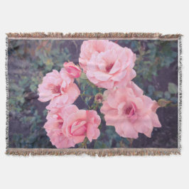 Vintage coral rose bouquet deken