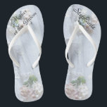 Vintage dentelle Mère de chambre Mariage tongs ton<br><div class="desc">Ce design de dentelle Vintage personnalisées, confortables Mère de la salle Flip Flops sont un cadeau simple, élégant et chic pour les membres de la fête nuptiale - Mariée, demoiselle d'honneur, ... Ils s'ajouteront aux festivités de votre mariage, de votre Bachelorette Party ou d'autres célébrations. Facile à customiser nom et...</div>