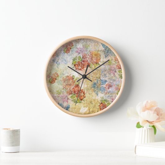 Vintage Distressed Flower Pattern (Huis)