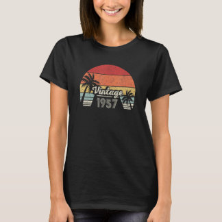 Vintage geboren in 1957 65e verjaardag 65 jaar oud t-shirt