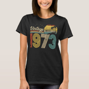 Vintage geboren in 1973 50 jaar oud Retro 50th Bir T-shirt