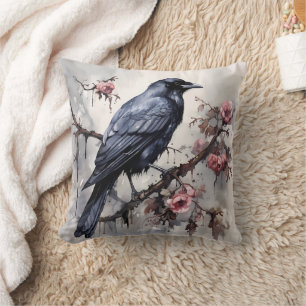 Vintage Goth Raven in een Rozenstruik Grijs Kussen