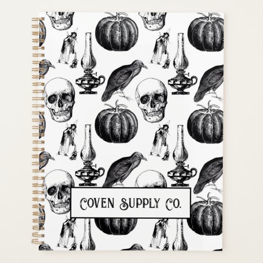 Vintage Gothic Witch Planner – Skull & Raven (Voorkant)