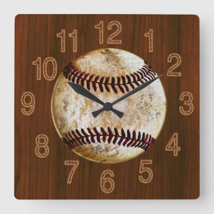 Vintage honkbal klok in Cherry Wood look
