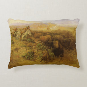 Vintage Indianen, Buffeljacht door CM Russell Decoratief Kussen