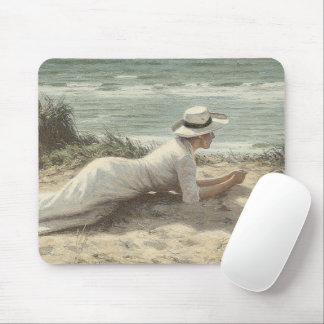 Vintage Lady on Beach Muismat