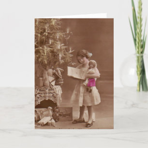 vintage meisje met pop bij Kerstmis Feestdagen Kaart
