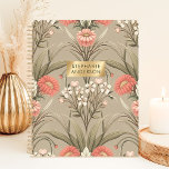 Vintage Romantique Botanique Floral Nom personnali<br><div class="desc">Cet élégant design présente un motif d'inspiration botanique vintage, avec des fleurs roses et blanches douces et un arrière - plan taupe muet. Les détails floraux complexes lui confèrent une atmosphère intemporelle et classique, tandis que la plaque dorée épurée apporte une touche personnalisée. Parfait pour les professionnels, les étudiants ou...</div>