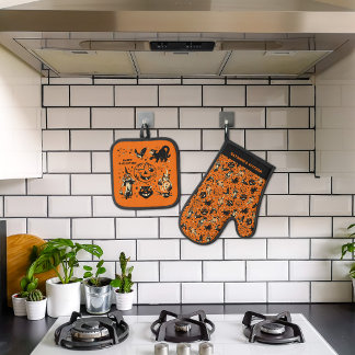 Vintage Style Halloween Graphics Personalized Ovenwant & Pannenlap Set