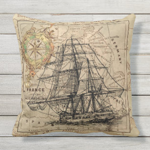 Vintage Varend Schip en Oude Europese Kaart Buitenkussen