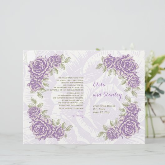 Vintage violet rose programme plié mariage (Debout devant)