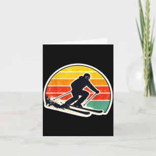 Vintage zonsondergang skiër silhouet retro skiën s kaart