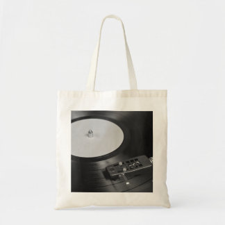 Vinylrecord afspelen op overzicht Platenspeler Tote Bag